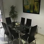 빌라 Luxury - Private Pool And Wifi Perfect Location For A