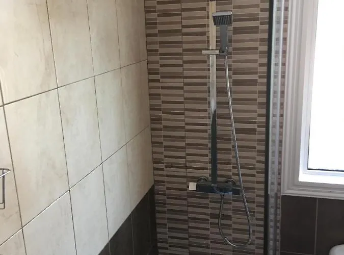 Luxury - Private Pool And Wifi Perfect Location For A Vila Protaras