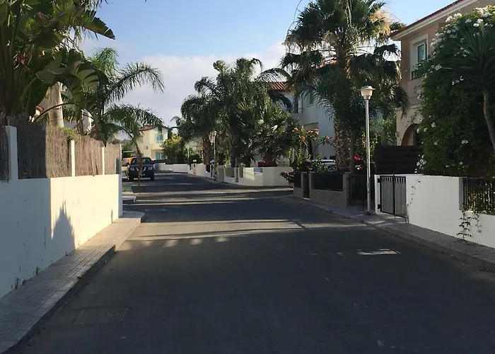 Luxury - Private Pool And Wifi Perfect Location For A Vila Protaras